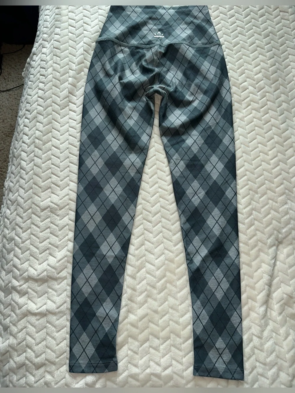 Beyond Yoga Grey Plaid Inseam 25” Size XS - Picture 3 of 8